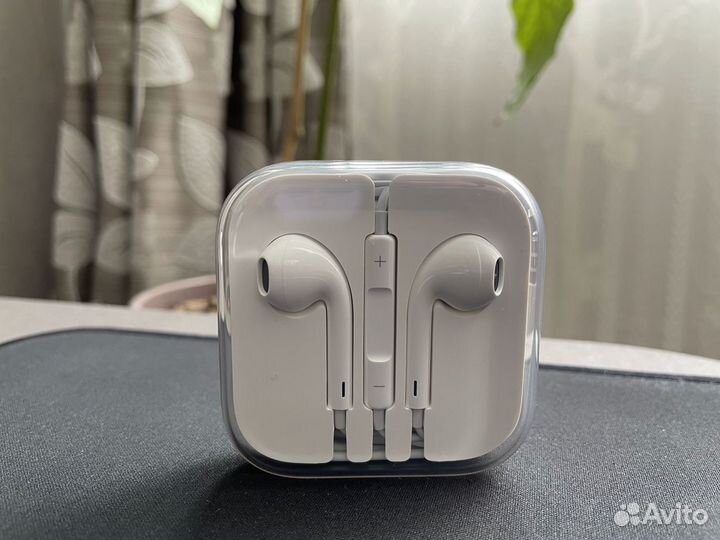 Новые Наушники Apple EarPods 3.5mm