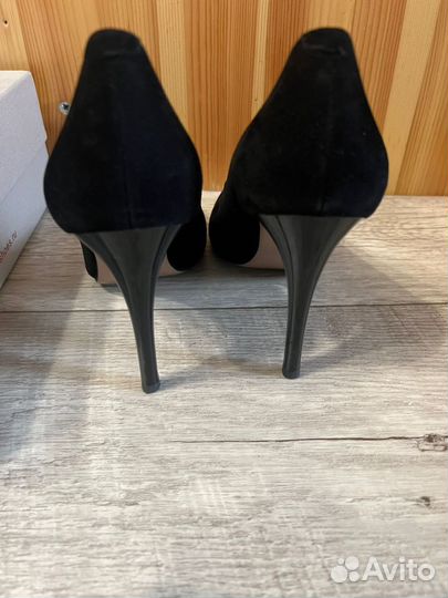 Туфли женские 37 размер замшевые