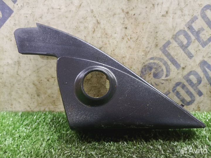 Накладка двери передняя правая Chevrolet Lacetti