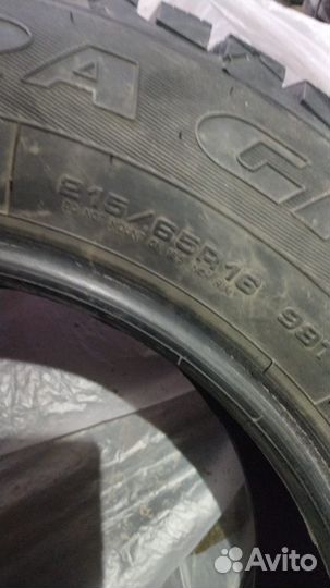 Goodyear Ultragrip 600 215/65 R16 98T