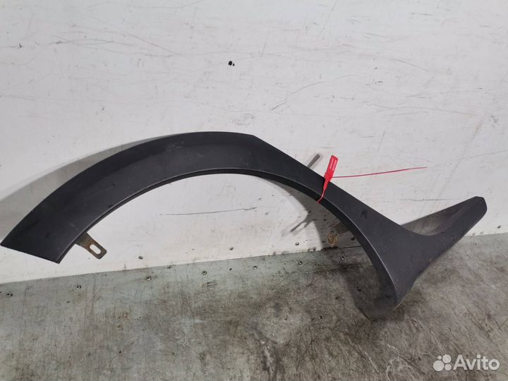 Молдинг крыла заднего правого Dacia Sandero 2 2013