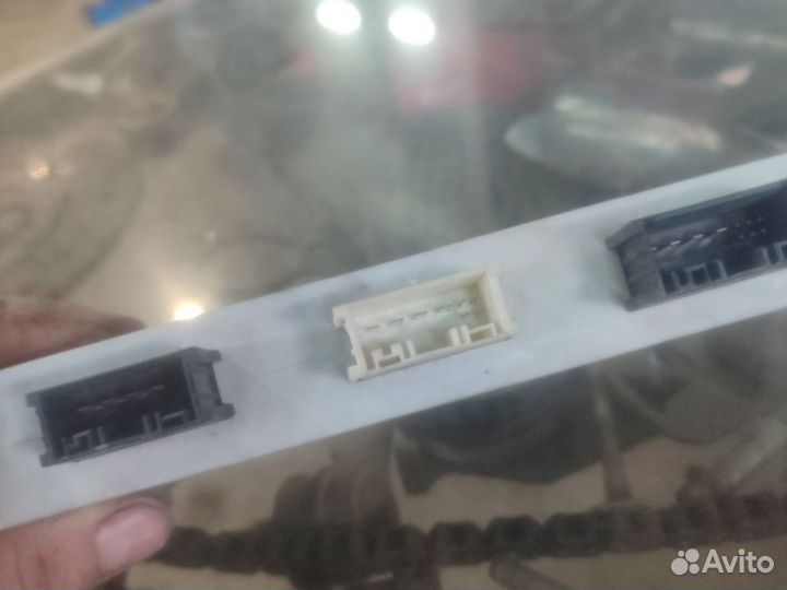 Блок управления крышки багажника бмв е70 е71