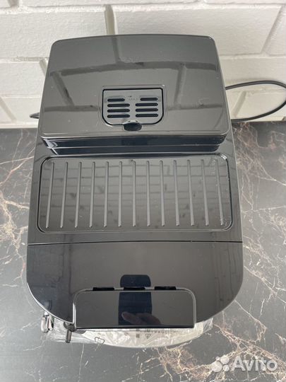 Кофемашина delonghi 220.21 B