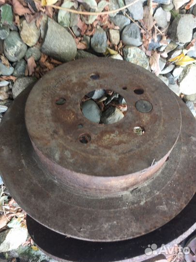 Toyota RAV4 II 2004 диск тормозной задний