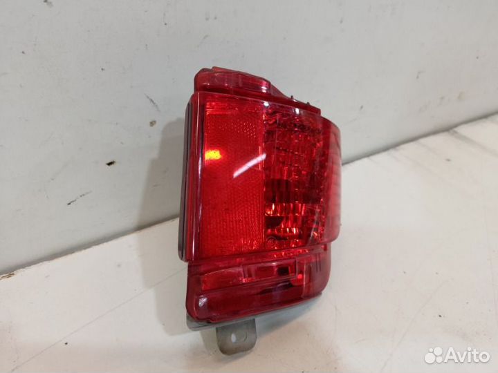 Фонарь противотуманный задний правый Toyota Land