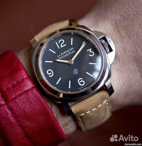 Часы Panerai Luminor Base Logo 44 мм PAM01086