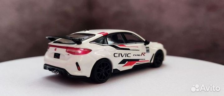 Модель 1:64 minigt Honda Civic Type R 2023 Honda