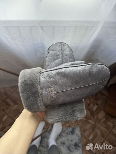 Варежки зимние женские