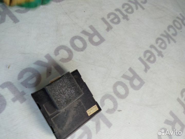 Блок управления Nissan Fuga 2006