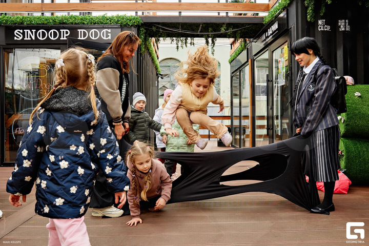 Торговая площадь, 14 м²