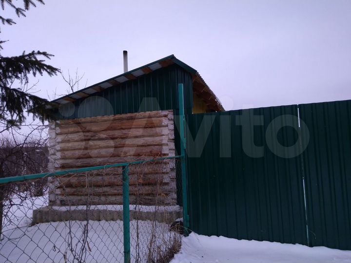 Дом 26 м² на участке 20 сот.