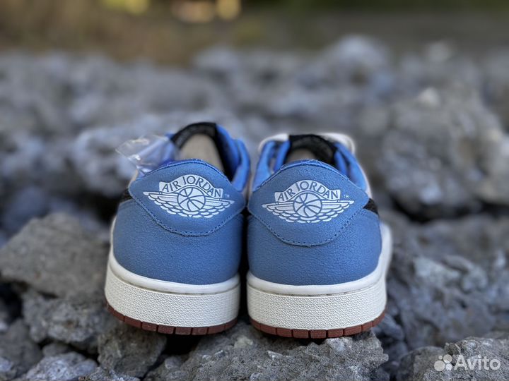 Кроссовки Nike Jordan 1 low unc B/W