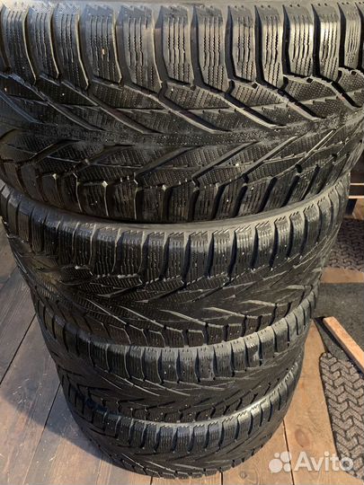 Nokian Tyres Hakkapeliitta R2 SUV 275/50 R20
