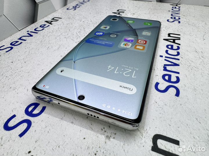 TECNO Spark 20 Pro+, 8/256 ГБ