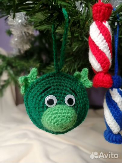 Ёлочные новогодние игрушки