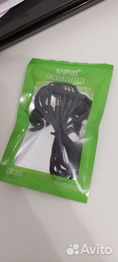 Проводные наушники новые