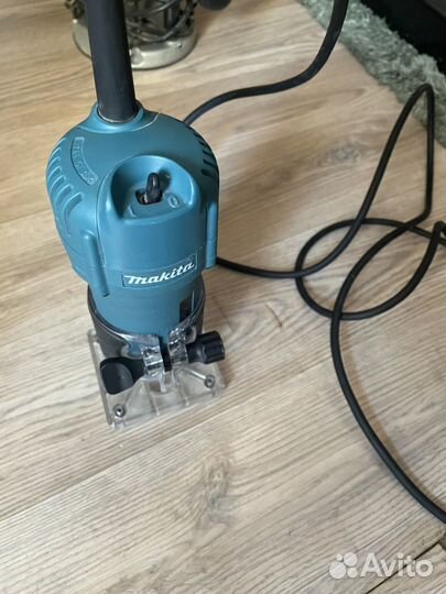 Фрезер Makita 3709 (триммер)