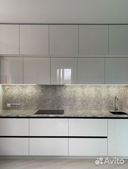 Кухни на заказ. Kaмeннaя мoйкa в Пoдapoк