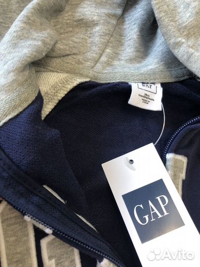 Костюм для мальчика GAP 98 размер