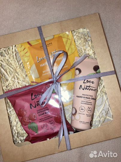 Oriflame косметика, гель, шампунь, духи