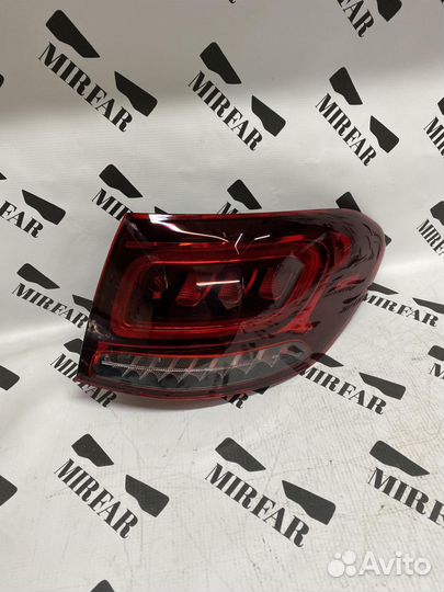 Задний правый внешний фонарь Mercedes-Benz GLC