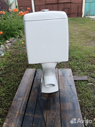 Унитазы и бачки бу
