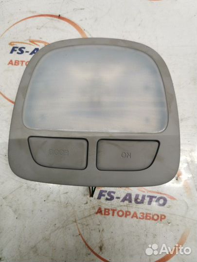 Плафон подсветки салона Hyundai Santa-Fe 2 2.2