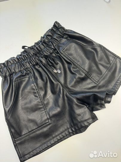 Кожаные шорты