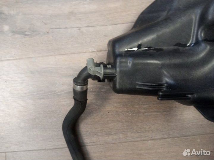 Бачок расширительный Bmw X5 E70 N62N 4.8I 2010