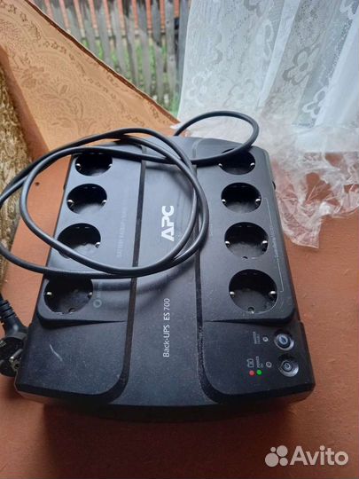 Ибп APC Back-Up ES 700VA