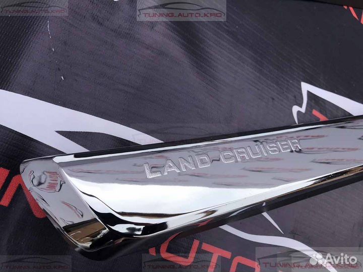 Молдинги дверей Toyota Land Cruiser 200 K7601