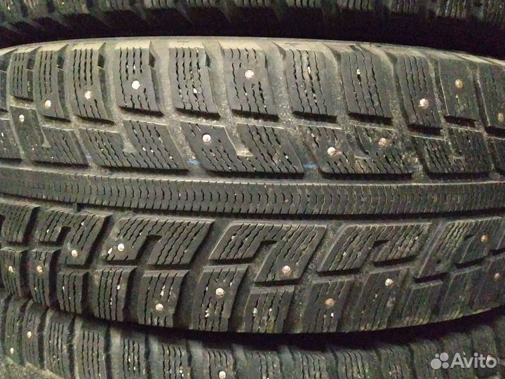 Kumho I'Zen KW22 235/65 R17 108T