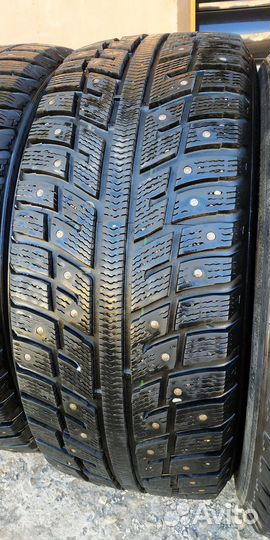 Kumho I'Zen KW22 215/55 R16 97T