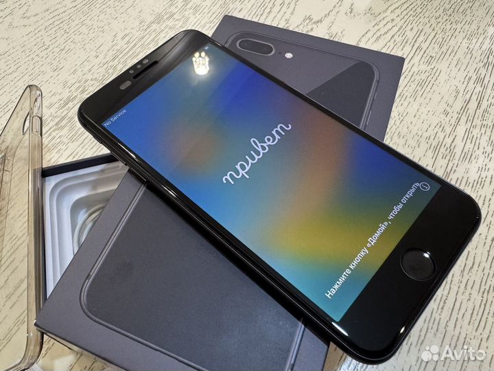 iPhone 8 Plus, 64 ГБ
