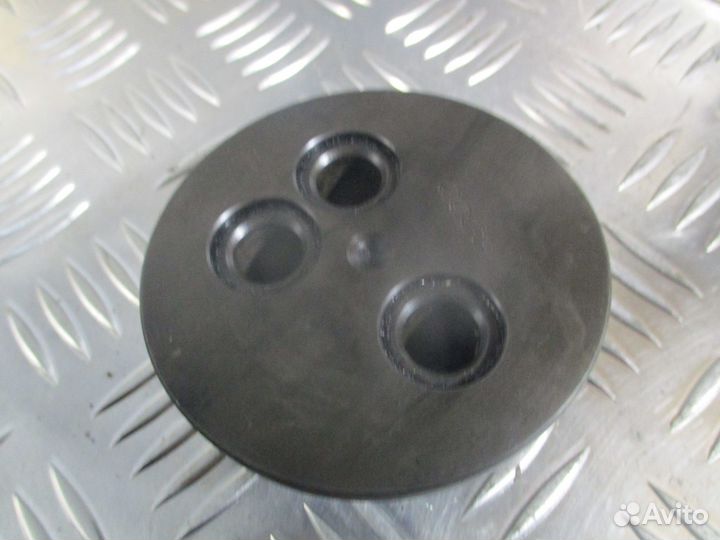 Ось промежуточной шестерни MAN 51113020053