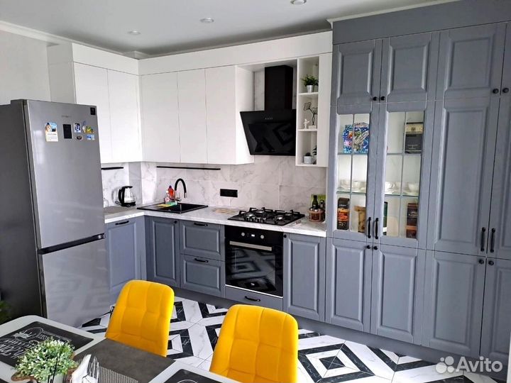 Кухни с пеналом новые от производителя