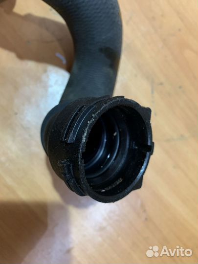 Нижний патрубок радиатора n52 Bmw e87 e90