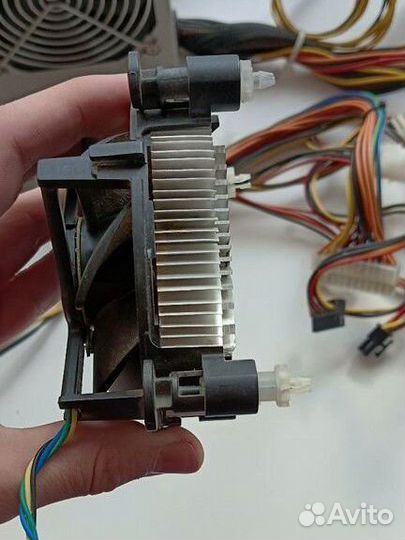 Боксовый кулер intel