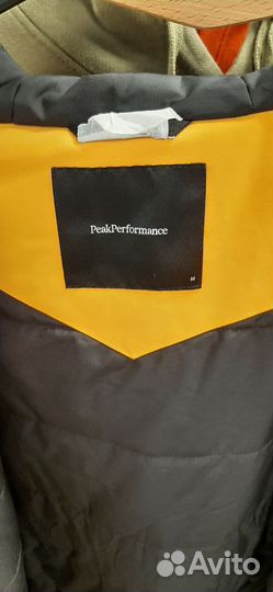 Peak PerformanceInsulated Ski Jacket