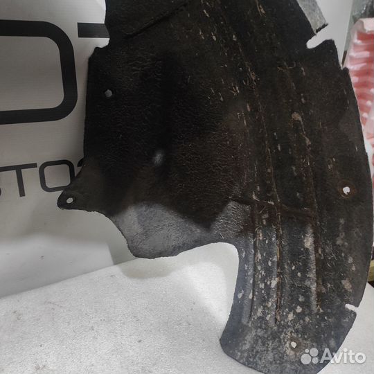 Подкрылок задний левый Ford Focus 2