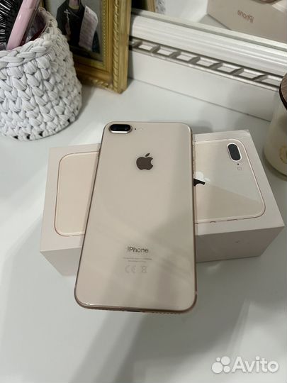 iPhone 8 Plus, 64 ГБ