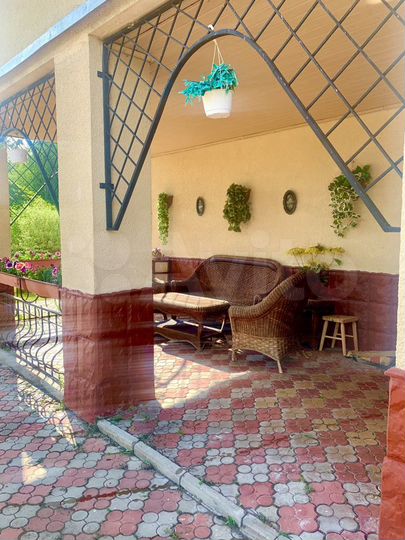 Коттедж 310 м² на участке 15 сот.