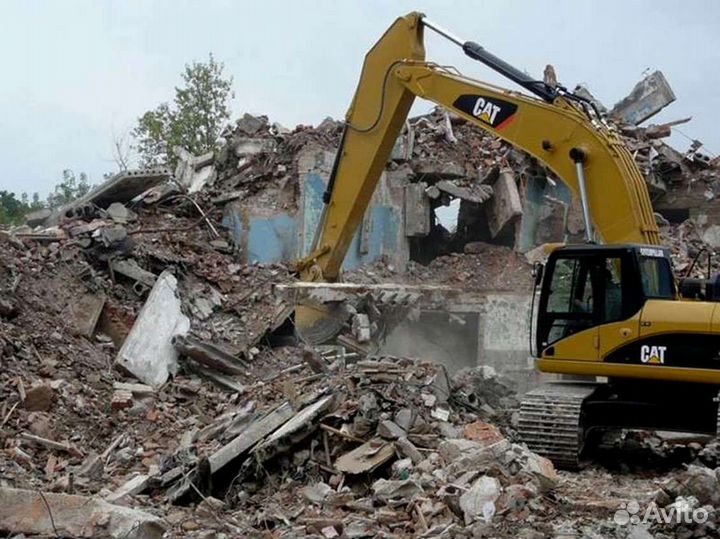 Демонтаж сооружений. Принимаем бой кирпича