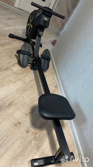 Гребной тренажер