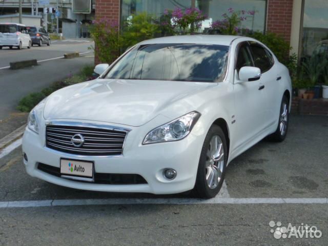 Nissan Fuga 2010