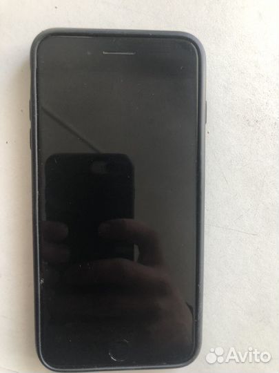 iPhone 8 Plus, 64 ГБ