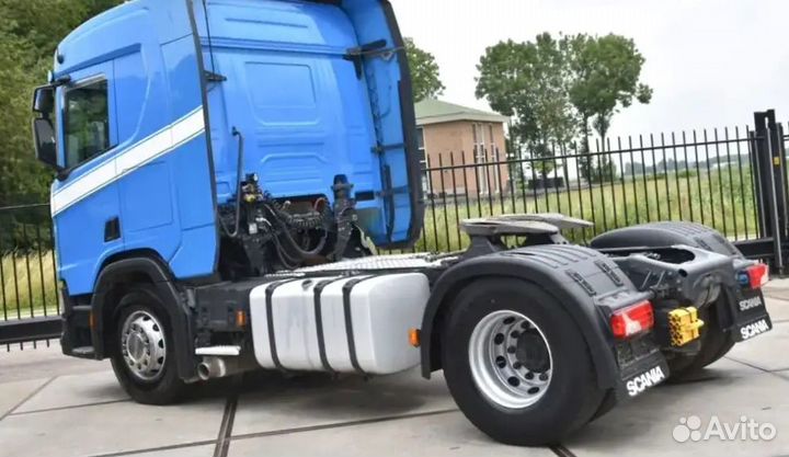 Pазбираем грузовик Scania 6 series с 2016