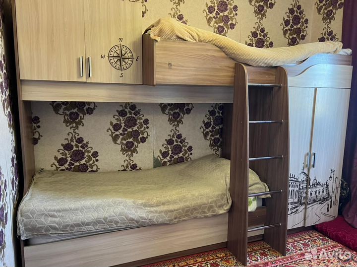 Двухъярусная кровать бу с матрасами