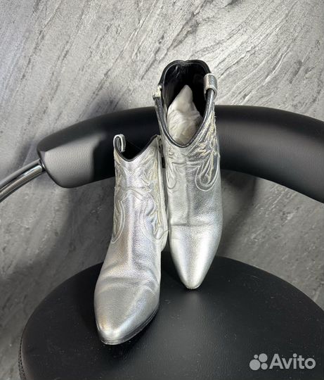 Saint laurent казаки оригинал