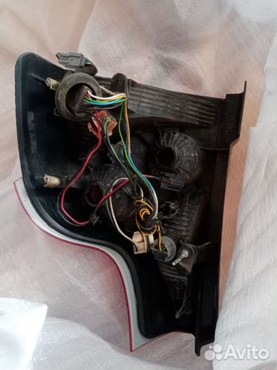 Фонарь задний левый volvo xc90